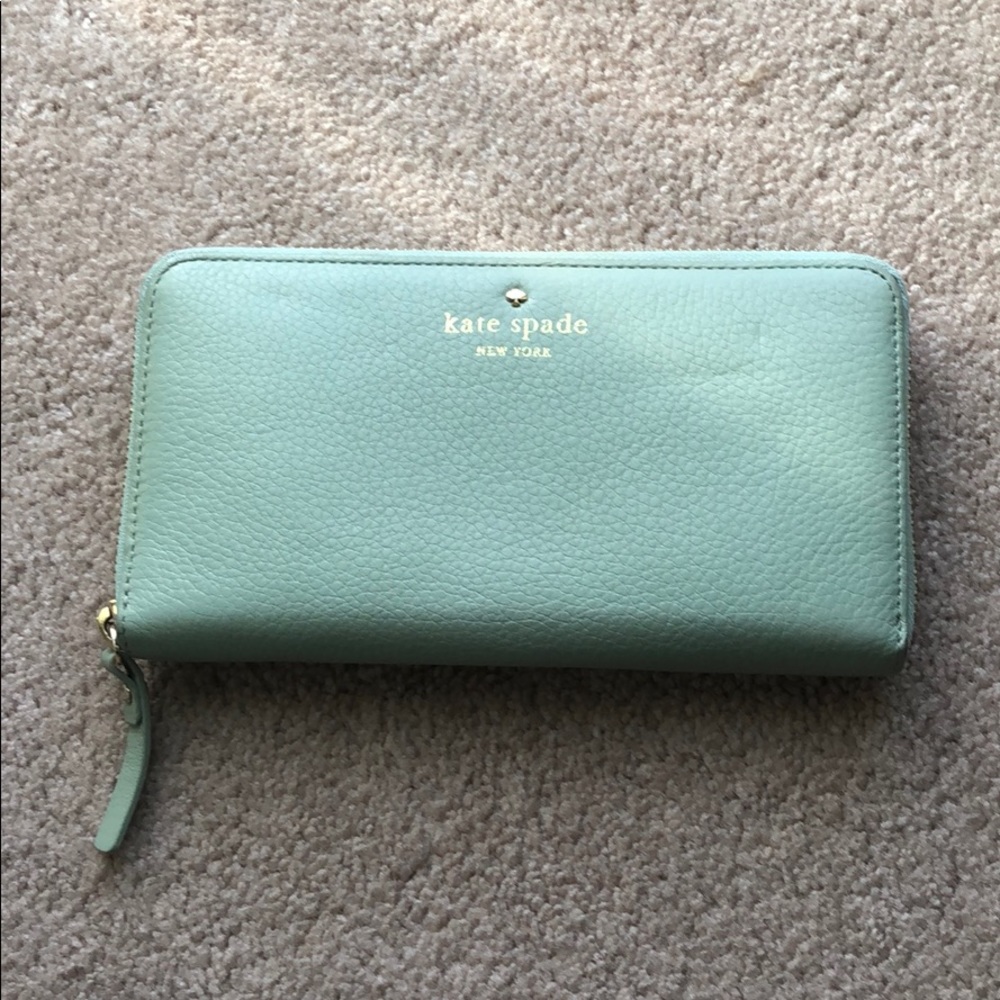 Kate Spade Wallet ♠️